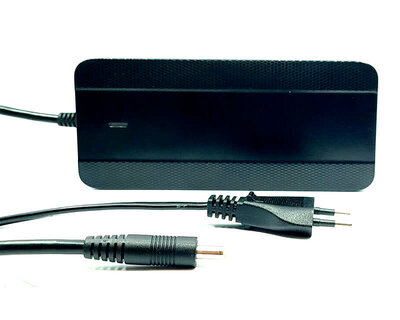 Snellader Lithium-ion Batterij FB25 en FB35 Snellader Lithium-ion Batterij FB25 en FB35