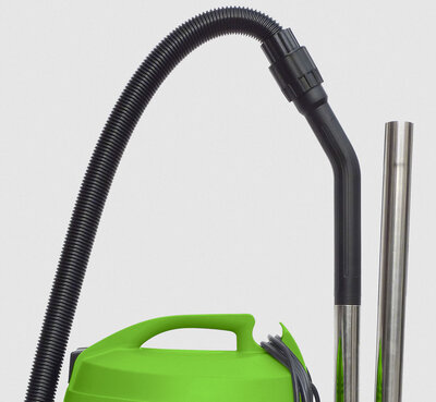 DIBO Flexibele zuigslang 2.5m met handvat Ø 38 mm t.b.v. P30 WD & P30 WDS DIBO Flexibele zuigslang 2.5m met handvat Ø 38 mm t.b.v. P30 WD & P30 WDS